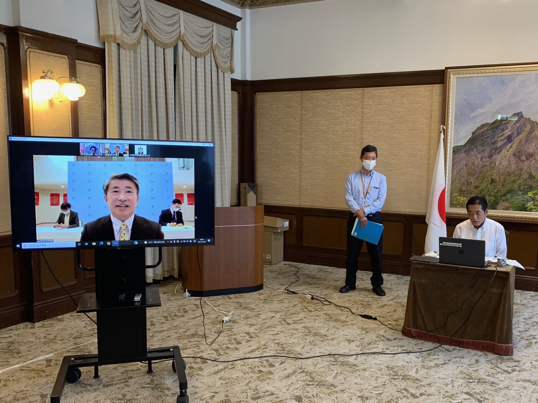 10月28日（木曜日）中華人民共和国駐大阪総領事とのウェブ会談（県庁）の画像